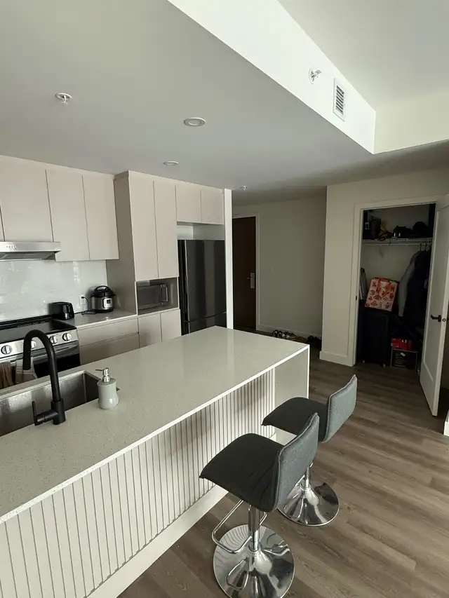 Fully Furnished 1BR – Modern - Short Term in Quebec in Canada - Image 6