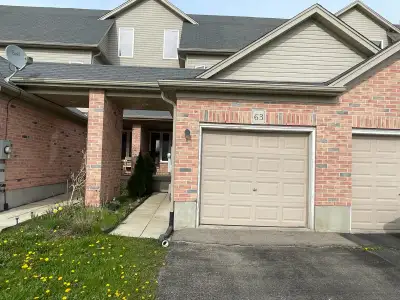 PRIVATE ROOM WHIT PRIVATE BATHROOM. (Female only). Available for September 1st / 2025. An room is re...