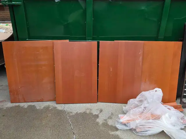 FREE Dining Table!  in Free Stuff in Hamilton - Image 3