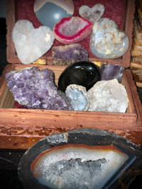 Crystal, stones, tumbles  (trade/sell/buy)
