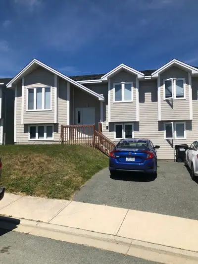 Very nice and spacious 4 bedroom house with 2 full bathrooms. Has laminate and hardwood flooring thr...