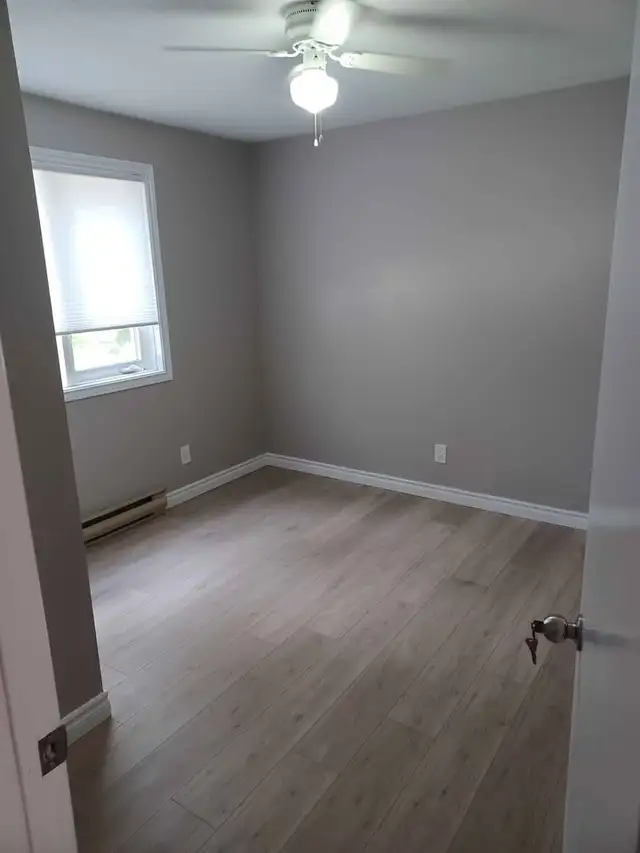 Student Rental Waterloo in Long Term Rentals in Kitchener / Waterloo - Image 11