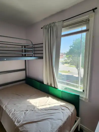 A furnished room for rent immediately