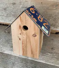 Chickadee bird house