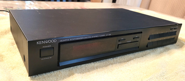 AM-FM STEREO TUNER RADIO ▌ Kenwood KT-58 in Stereo Systems & Home Theatre in Ottawa
