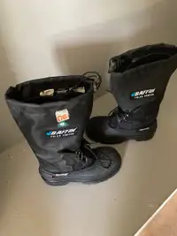 Women’s Baffin Oilrig Winter Steel Toed Work Boots - Size 6