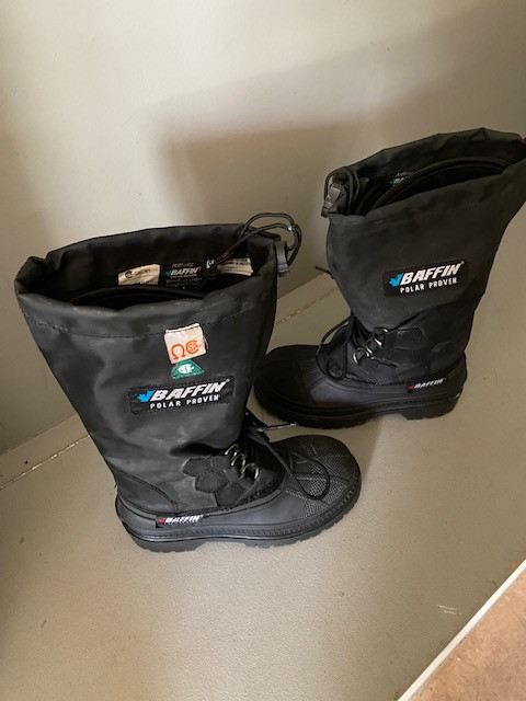 Women’s Baffin Oilrig Winter Steel Toed Work Boots - Size 6 in Women's - Shoes in Calgary