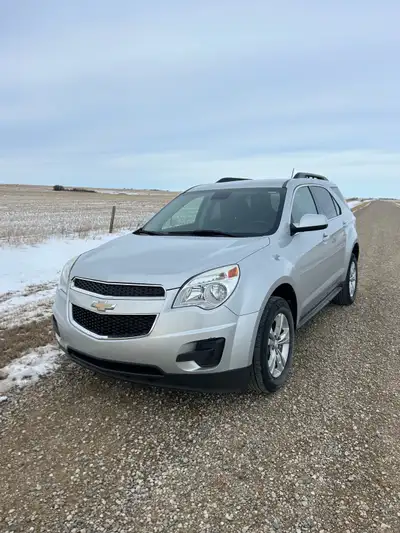 Selling this 2015 Chevrolet Equinox AWD LT, 202500km. - 2.4l engine - Auto Transmission - AWD - Eco...