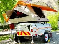 Venter Super 6 trailer with 3 man Treeline Rooftop tent