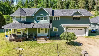 1065 B X Rd, Vernon, BC PropertyGuys Sign # 93587 FOR FULL INFO: visit site and enter sign # above T...