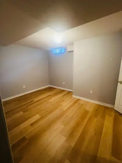 IMMEDIATELY AVAILABLE!! 2 Bedroom Basement