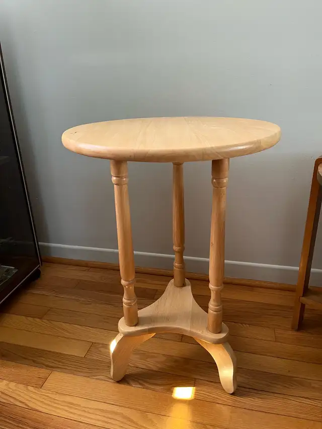 Elegant Solid Wood End Table