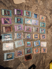 Huge lot of yu gi oh cards 