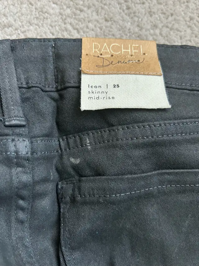 NEW Women’s Rachel Roy Jeans (price firm, pick up only) in Women's - Bottoms in Ottawa - Image 4