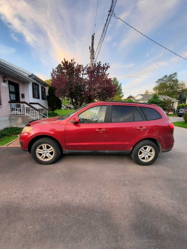 Hyundai Santa Fe 2010 — photo 2