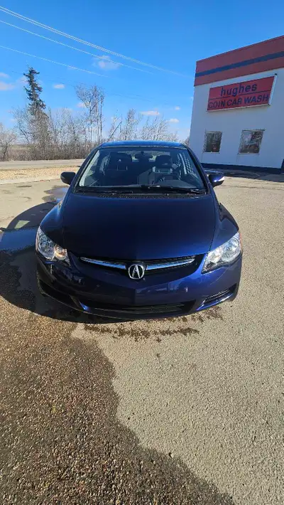 Amazing car. Great to drive. Good on fuel. Selling cause I'm selling my wife's SUV and what ever sel...