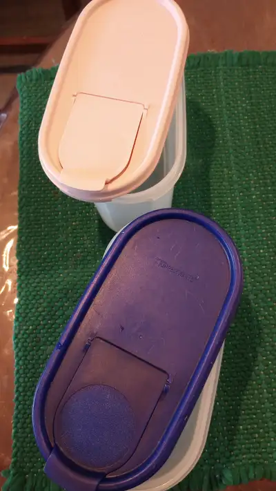 00914A Vintage Tupperware Storage Modular Containers 1612-2 & 1612-15 1.1Ltr or 4 and three fourths...