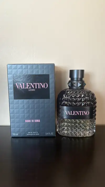 Valentino uomo born in Roma cologne 100ml Brand new only sprayed once Lasts 6-8 hours