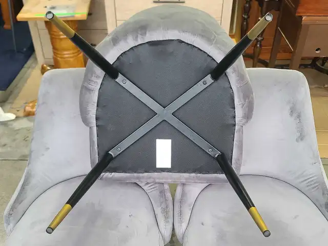 Set of 4 Grey Velvet Dining Chairs with Gold Accents in Chairs & Recliners in Delta/Surrey/Langley - Image 5