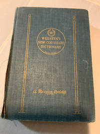 VINTAGE 1960 BOOK - WEBSTER'S NEW COLLEGIATE DICTIONARY
