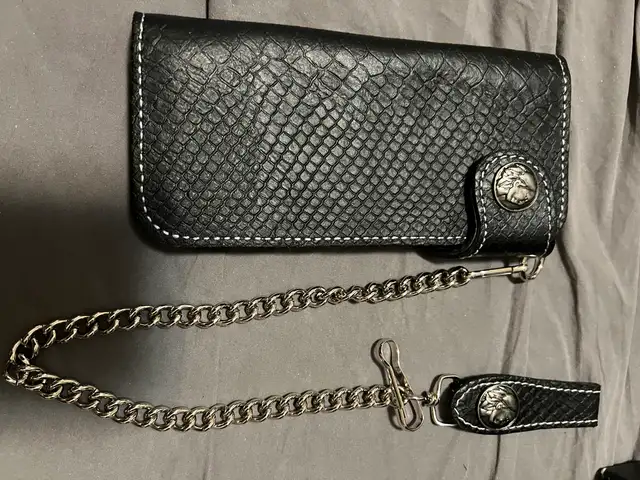 Leather Wallets For Men In Black, Brown & More in Men's in Calgary - Image 2