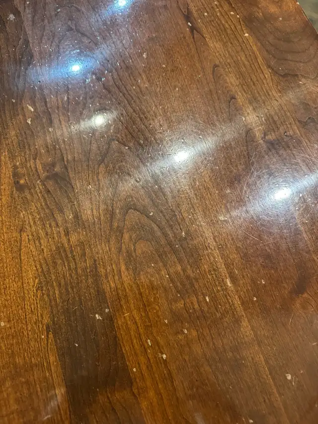 Wooden Coffee Table in Coffee Tables in City of Toronto - Image 3