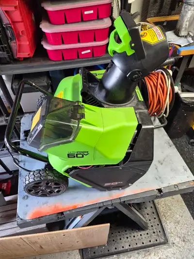 Greenworks pro snowblower 60v ( for pieces ), View more