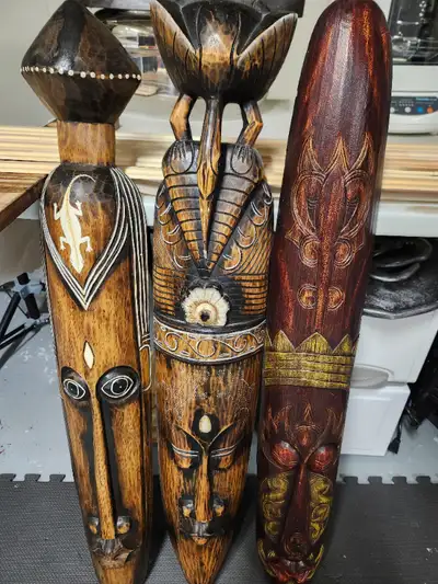 masques en bois de 40" (3), View more