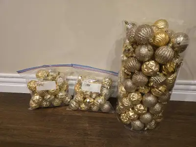 Set Gold Shatterproof Ornaments , View more