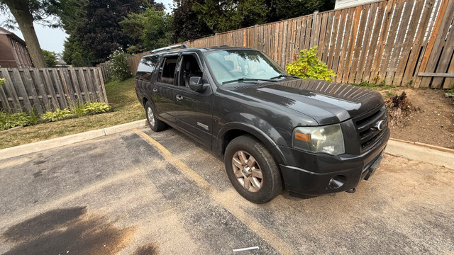 2007 Ford Expedition Max (limited) in Cars & Trucks in Hamilton - Image 2