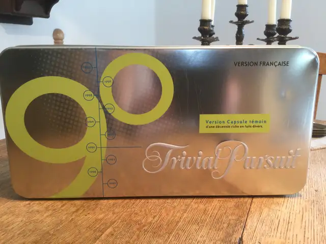 Jeu Misez Juste Trivial Pursuit comme Neuf in Toys & Games in Laval / North Shore - Image 8