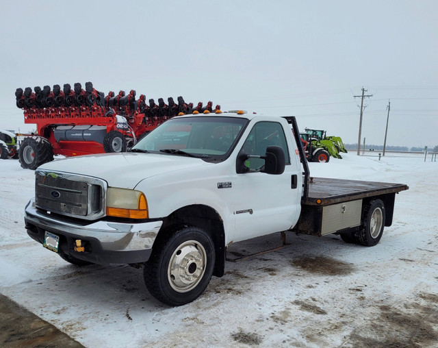 2000 FORD F550 7.3 DIESEL 4X4 FLAT DECK in Cars & Trucks in Portage la Prairie