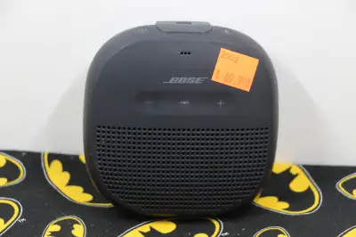 Bose SoundLink Micro Bluetooth Speaker (#2002), View more