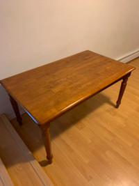 solid oak table, good condition