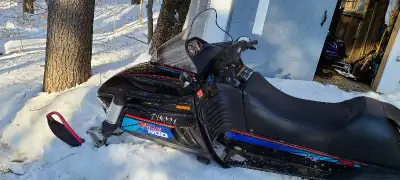 1994 Yamaha VMAX 600. Excellent secondary snowmobile for your cottage or friends. Runs great, lots o...