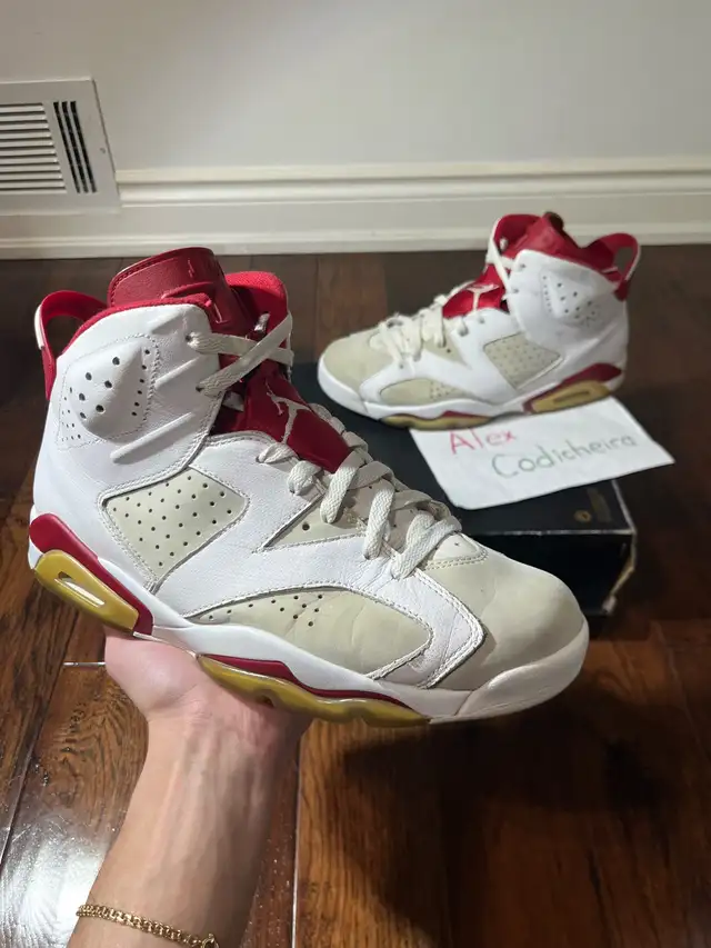 Size 10.5 - Air Jordan 6 Alternate Hare628637307842571226