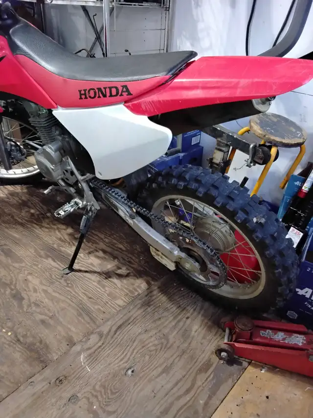 2007 Honda CRF230F in Dirt Bikes & Motocross in Oshawa / Durham Region - Image 6