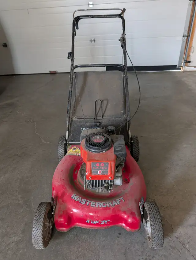 Mastercraft 4 HP, engine 21" gas powered lawn mower
