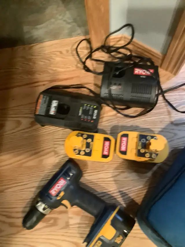 Ryobi Cordless 18 V drill in Power Tools in Calgary - Image 3