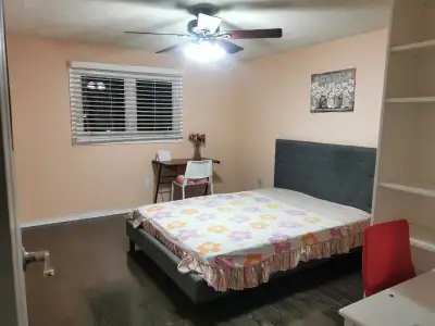 Thornhill detach house bedroom for rent