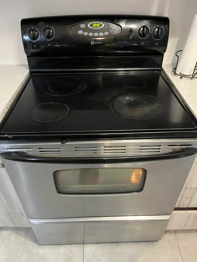 À vendre laveuse sécheuse frigidaire et four in Washers & Dryers in West Island - Image 6