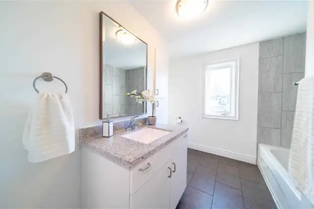 3 Bed 1 bath House Rent in East Galt May 1st in Long Term Rentals in Cambridge - Image 5