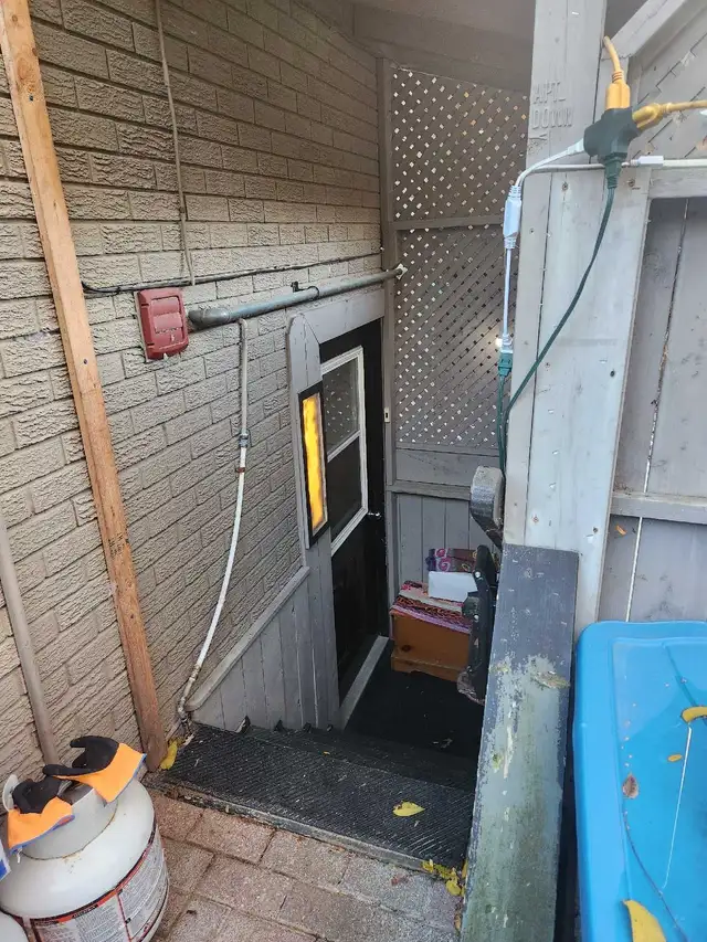 Bright Above Ground Basement Apartment in Long Term Rentals in Guelph - Image 9