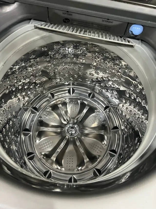LG STAINLESS STEEL WASHER ELECTRIC DRYER SET  in Washers & Dryers in Oakville / Halton Region - Image 5