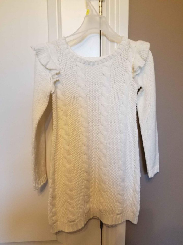 Carter's white knit dress size 6/6x in Kids & Youth in Napanee
