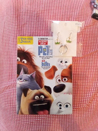 The Secret Life of Pets dvd Movie +Frog Jewelry set!