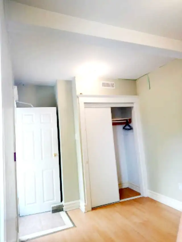 Private Balcony included in UNFURNISHED Room Gay Friendly62864391903490123
