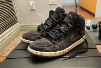 Nike Air Jordan 1 Mid | Size US 11, View more