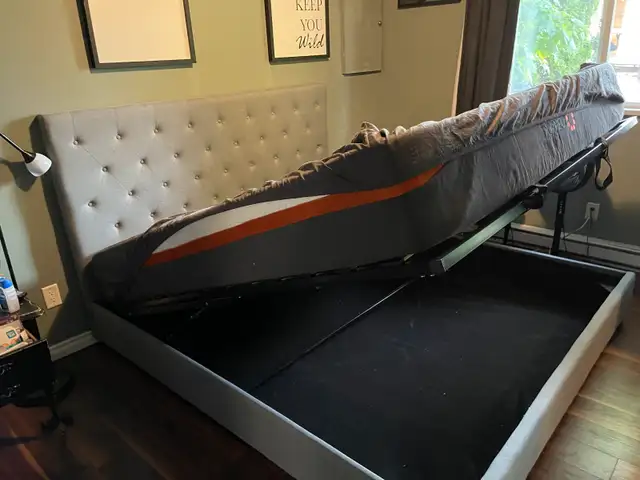 BNIB lift up storage bed with hydraulic lift  in Beds & Mattresses in Chilliwack - Image 6