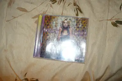 Britney Spears : Oops!... I Did It Again CD, View more